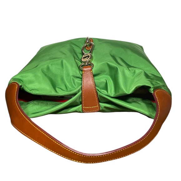 DOONEY & BOURKE LARGE NYLON & LEATHER LOGO LOCK SHOULDER BAG - Picture 8 of 16